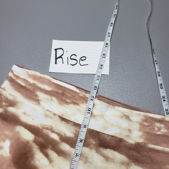 Forever 21 tie dye high waist shorts women's size large - Picture 6 of 8